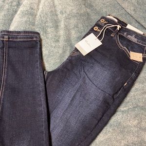 High rise, button fly KanCan Jeans
